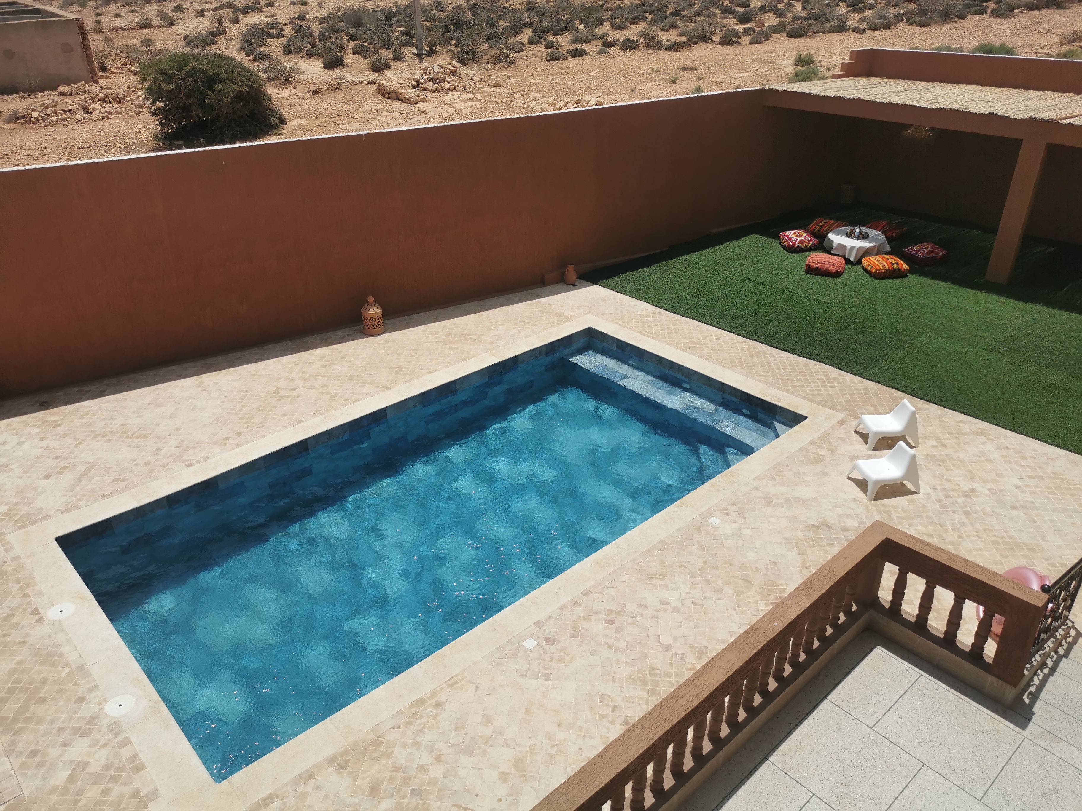 Piscine vue latérale